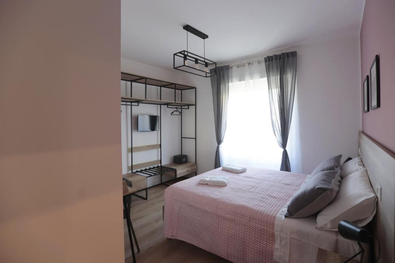 Angio Holiday Rooms 나폴리 외부 사진