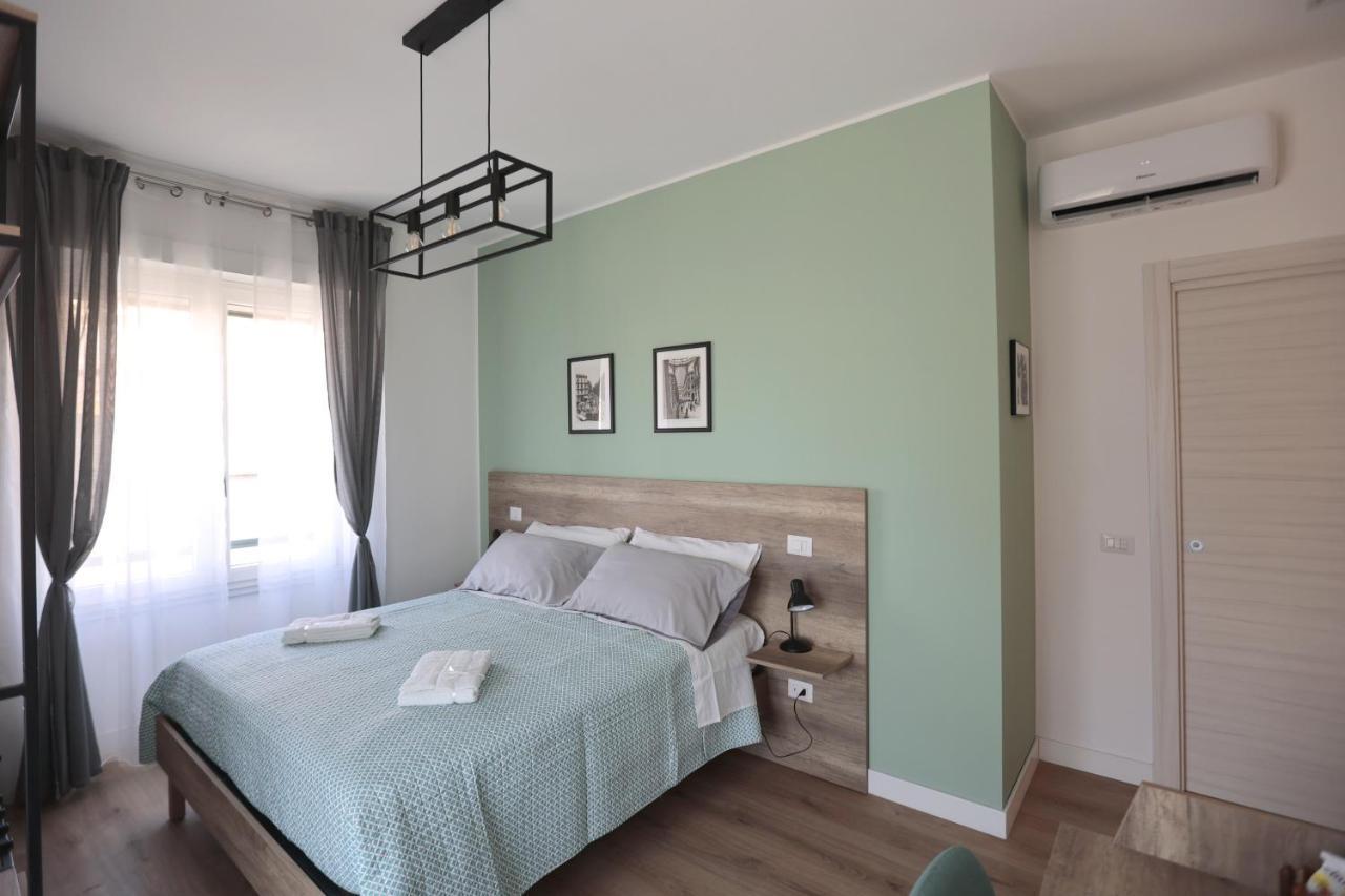 Angio Holiday Rooms 나폴리 외부 사진